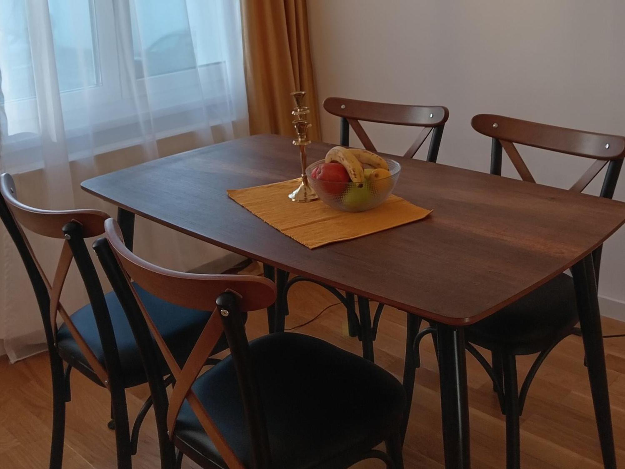 Tera Apartment Zemun Belgrad Exteriör bild